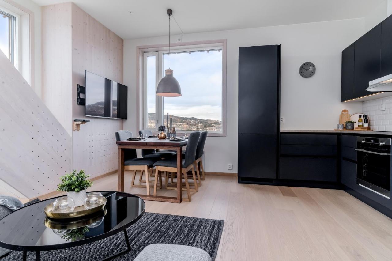 Mjos Tower Apartment - Lovely City View Ringsaker Bagian luar foto